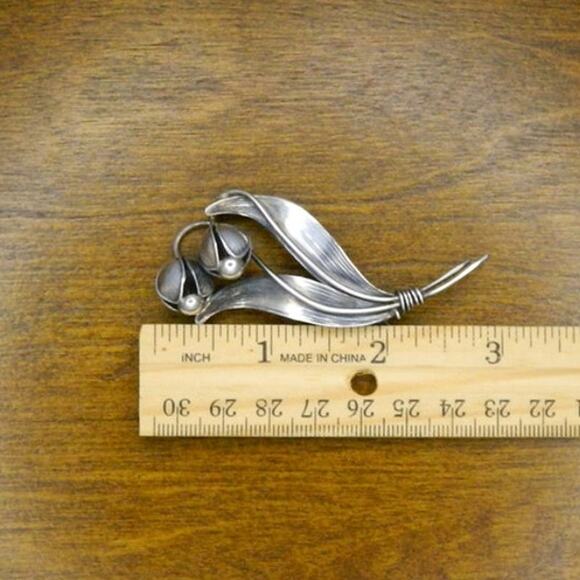 Vintage Sterling Denmark Flower Brooch Pin - Picture 4 of 4